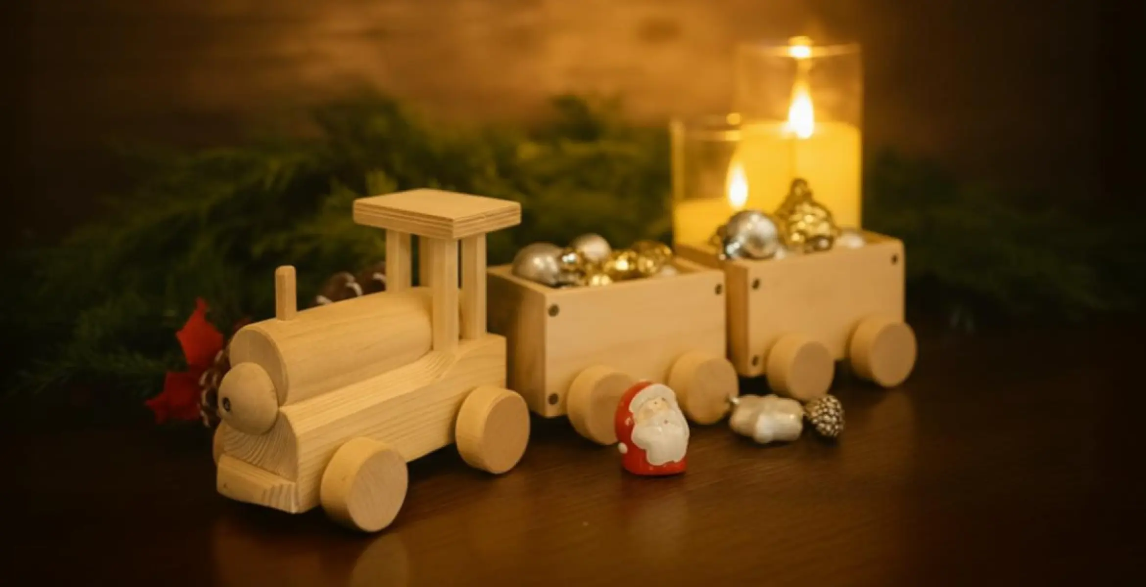 Паровозик из дерева