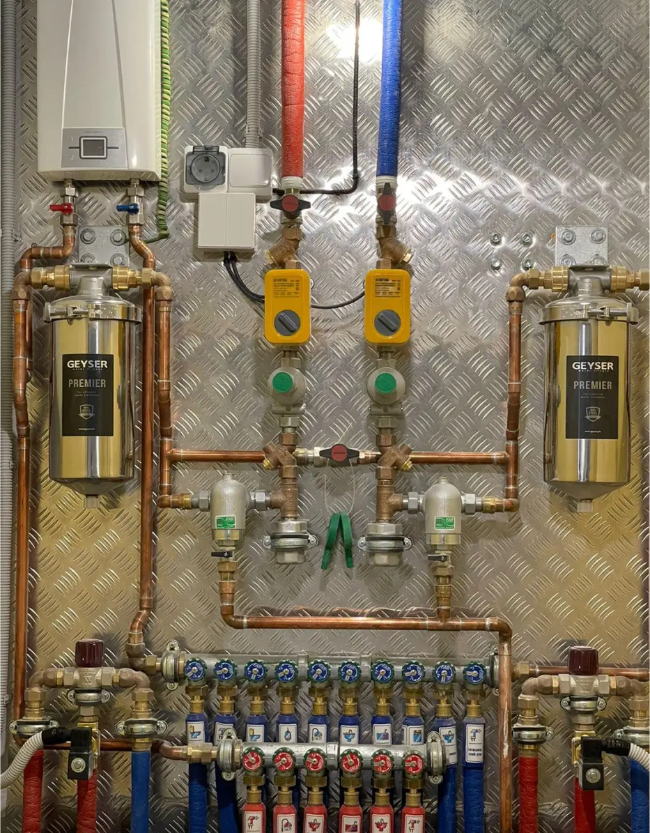 AnyConv.com__Mask group.webp